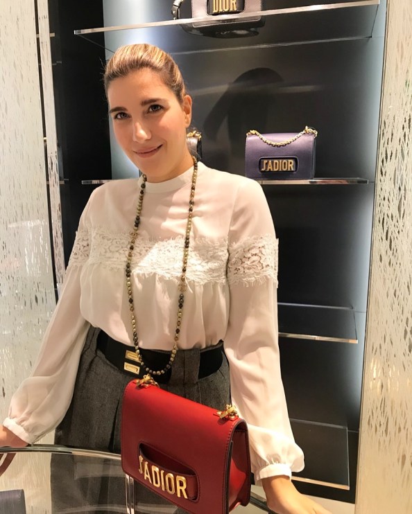 7AA747DF-4621-4893-AA17-EF8E2EFD530F