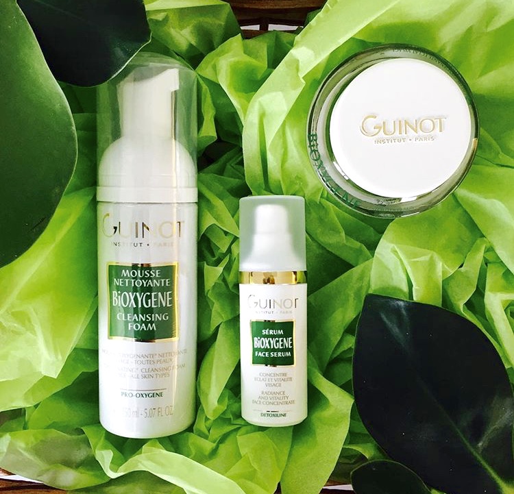 8286BE87-2DDF-42D9-9078-19754A0B9F4A