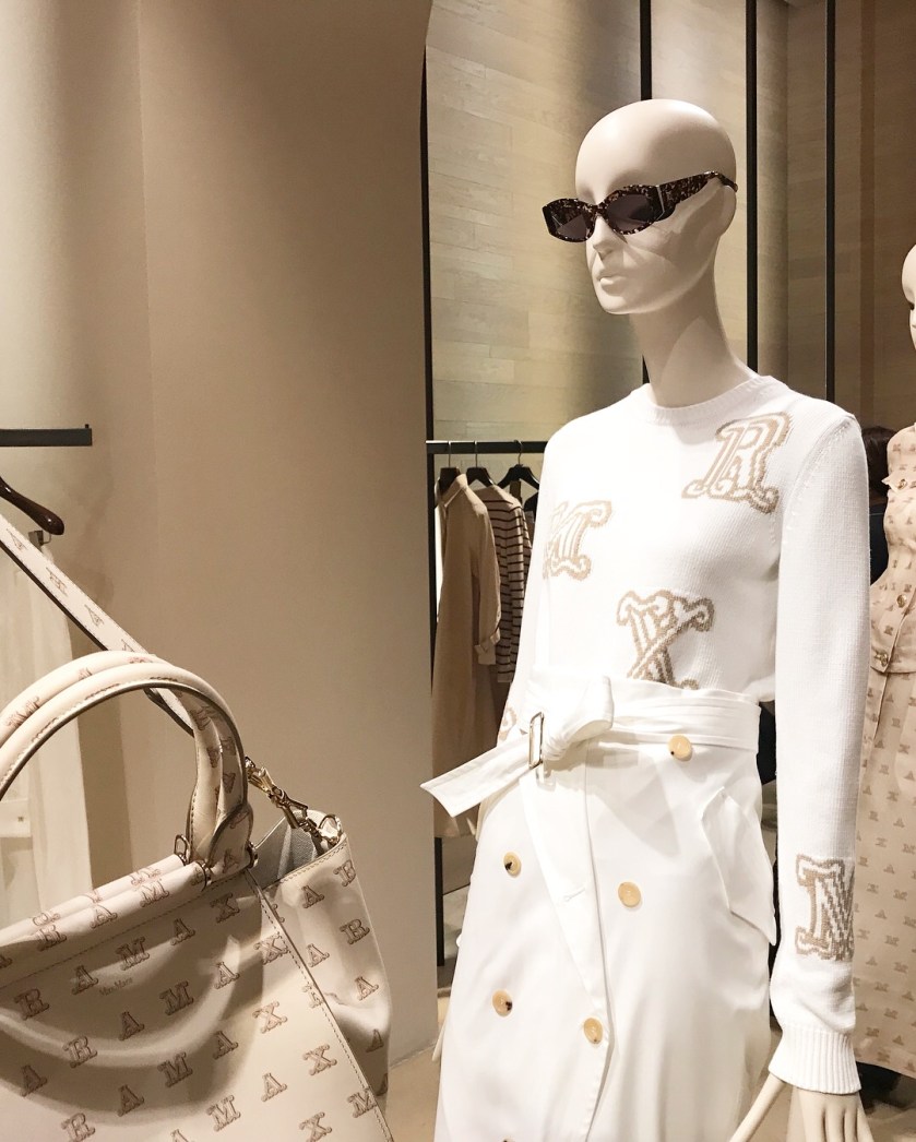 CDEEA5D2-7638-469C-B494-85C2E0F58CB1